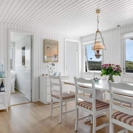 Charming Retreat In Løkken